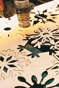 برش و حکاکی لیزری چوب