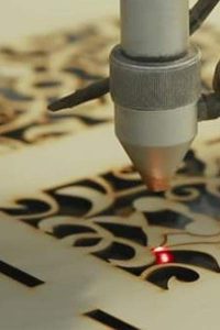 برش و حکاکی لیزری چوب